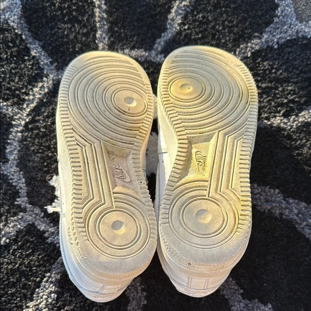 White Air Force 1’s *Authentic* - Picture 7 of 7